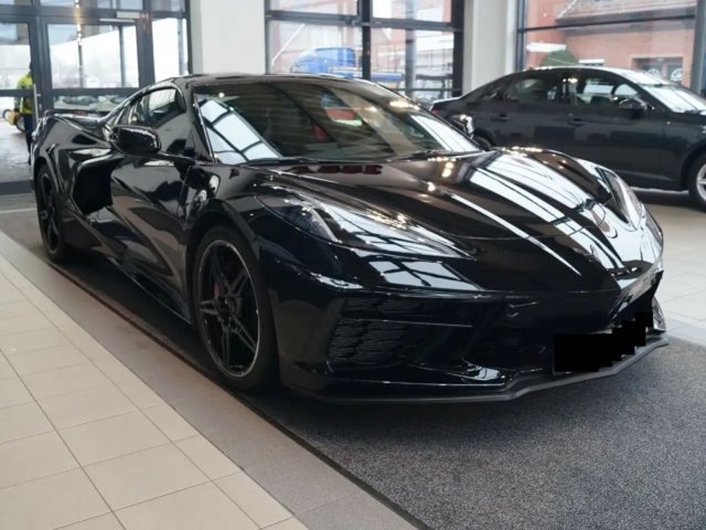 Corvette C8