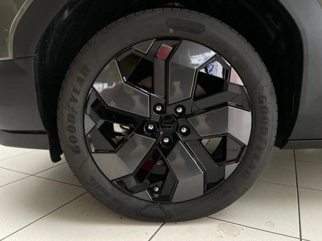 Suzuki e Vitara