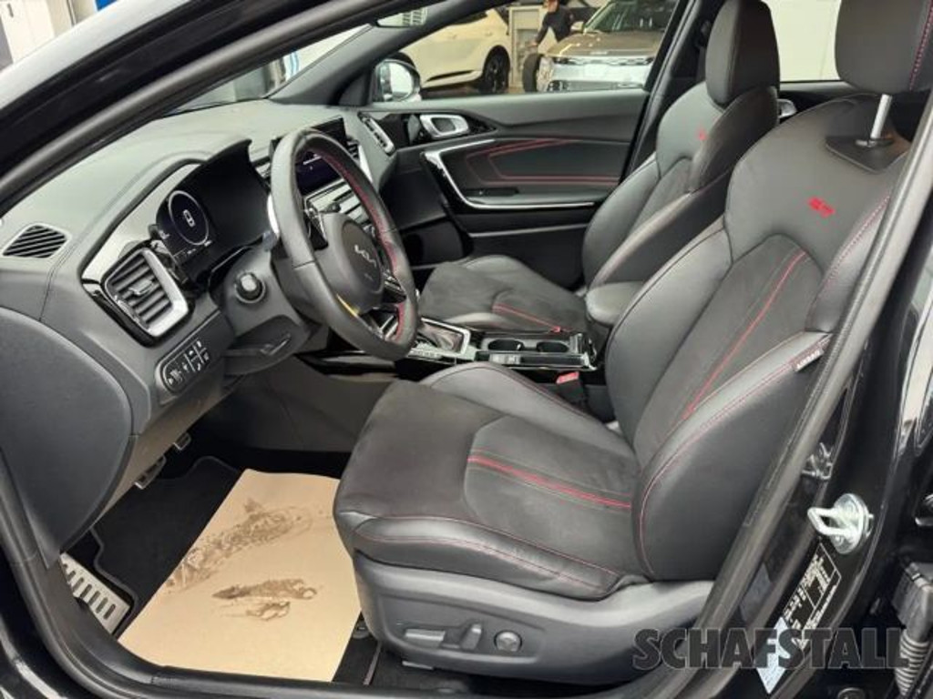 Kia ProCeed