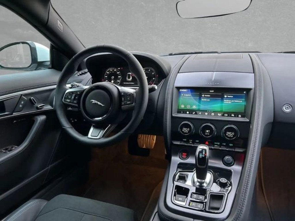 Jaguar F-Type