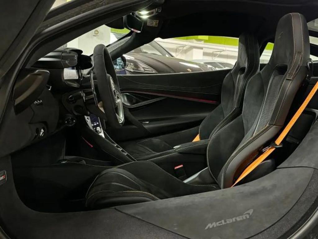 McLaren 750S