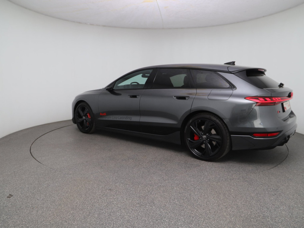 Audi S6 e-tron