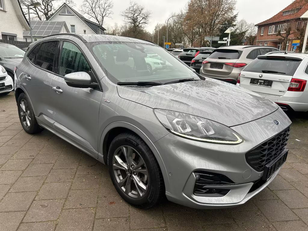 Ford Kuga 2022 Benzine