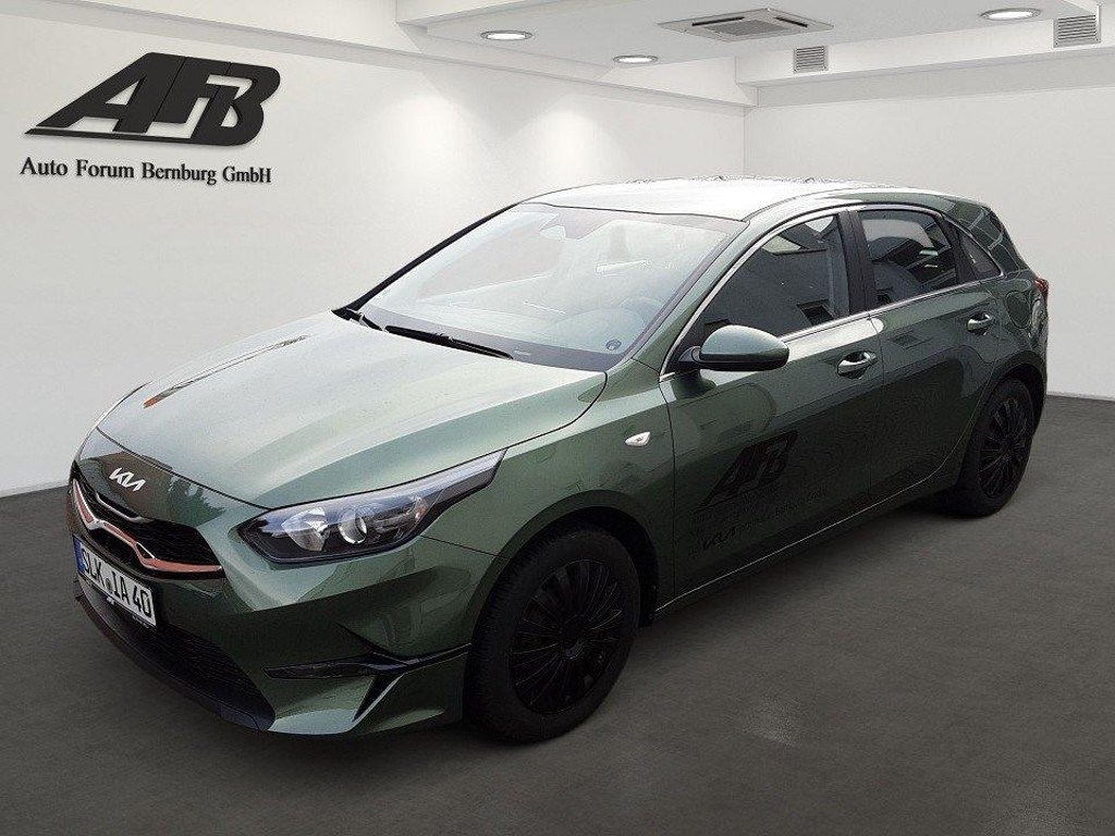 Kia Ceed 2025 Benzine