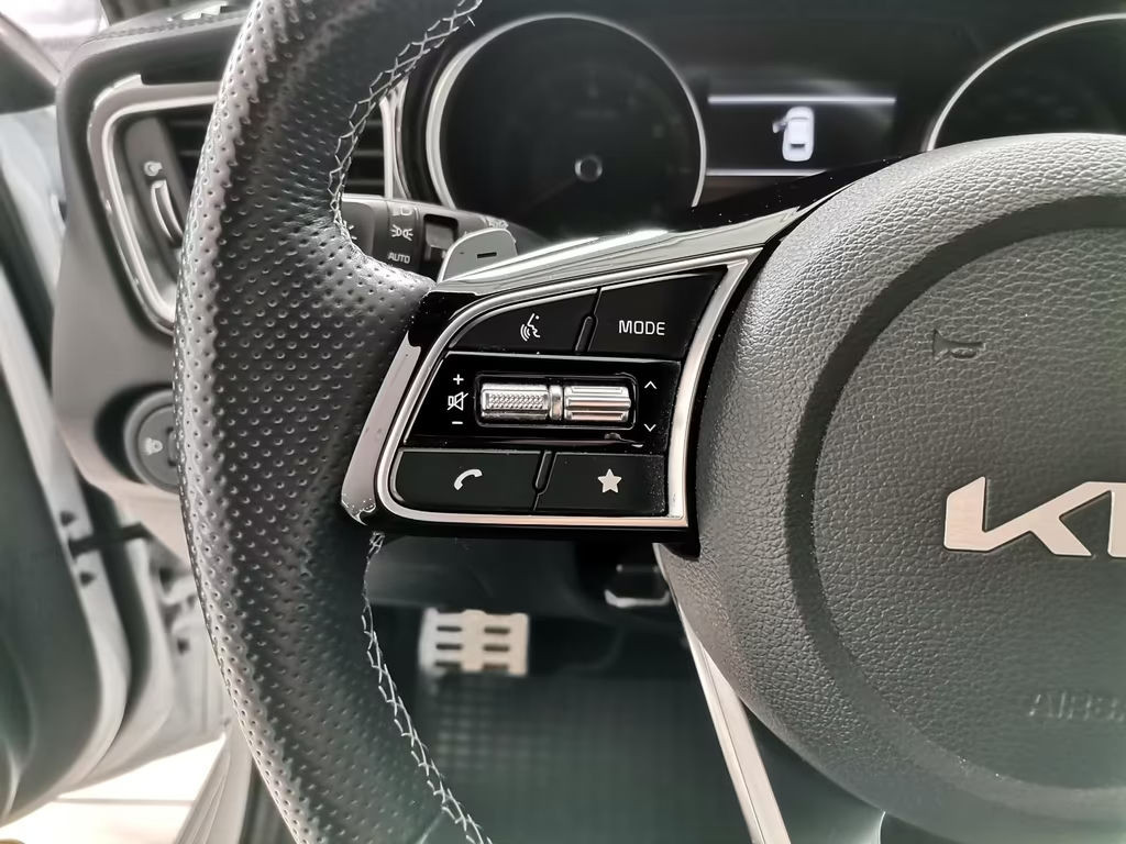 Kia ProCeed
