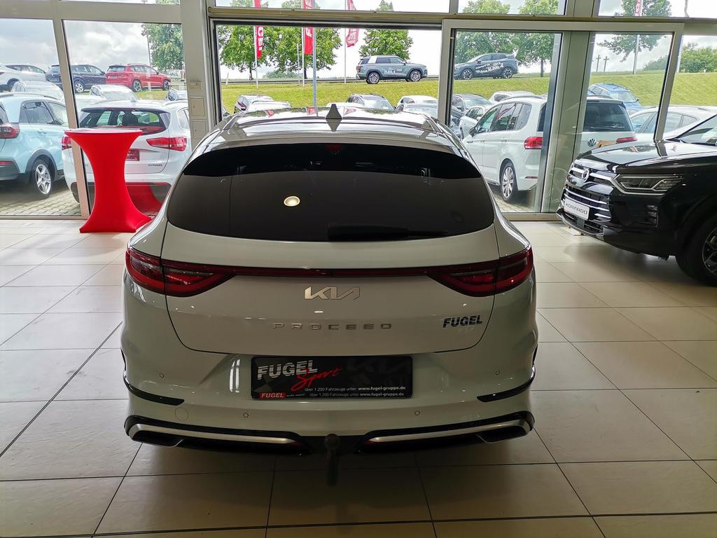 Kia ProCeed