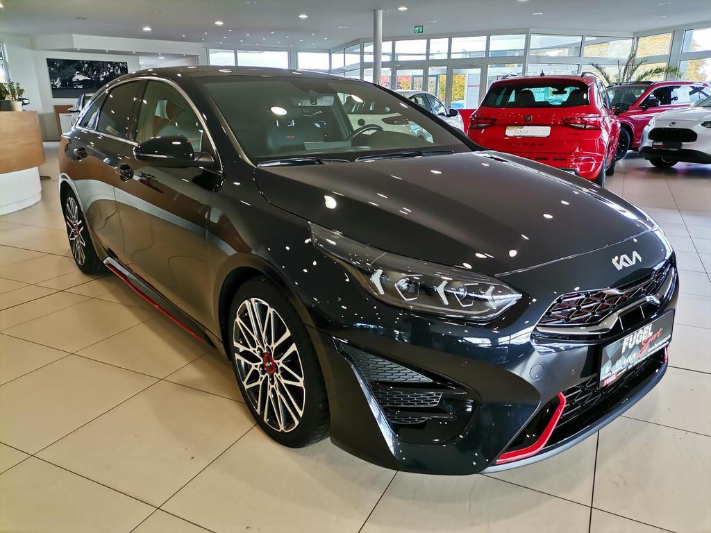 Kia ProCeed