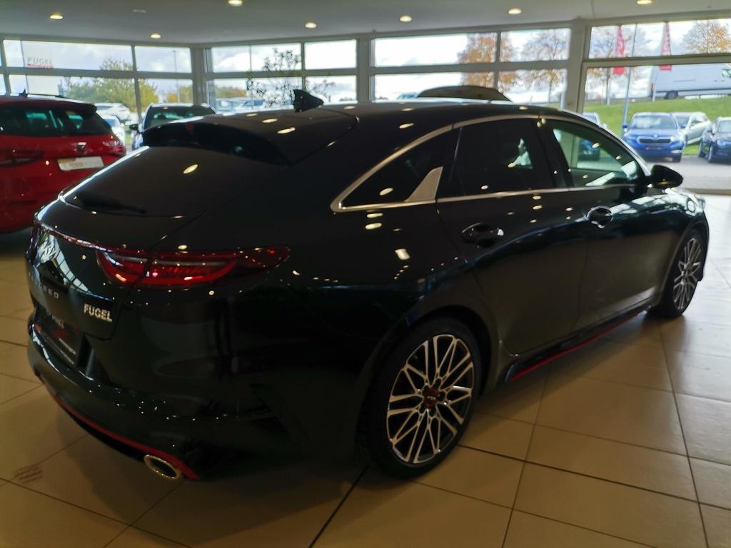 Kia ProCeed