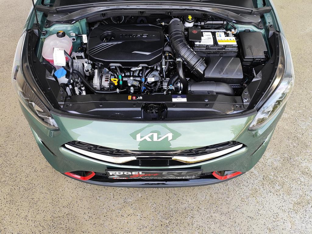 Kia ProCeed