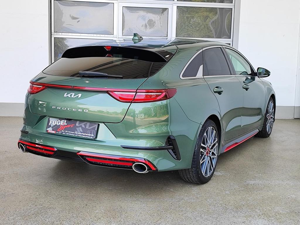Kia ProCeed