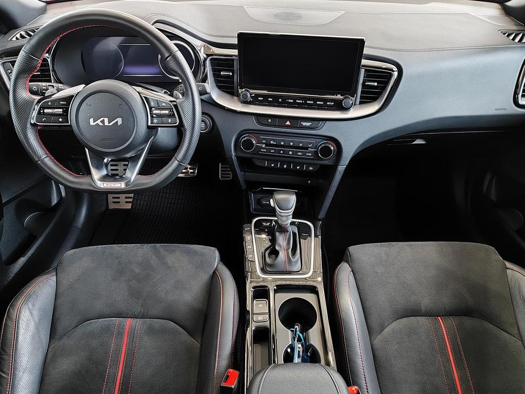Kia ProCeed