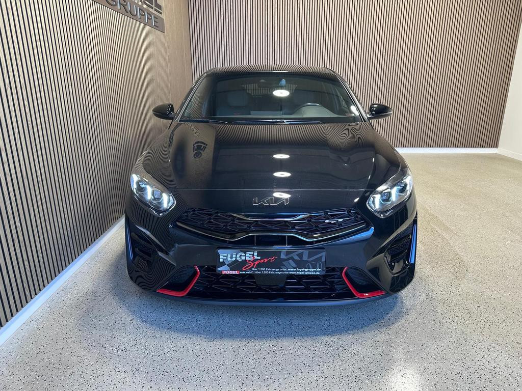 Kia ProCeed