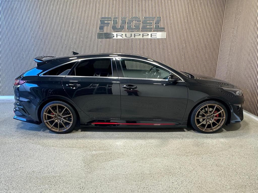Kia ProCeed