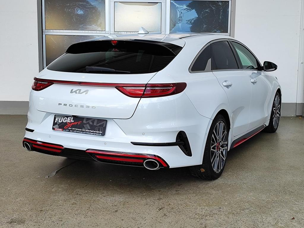Kia ProCeed