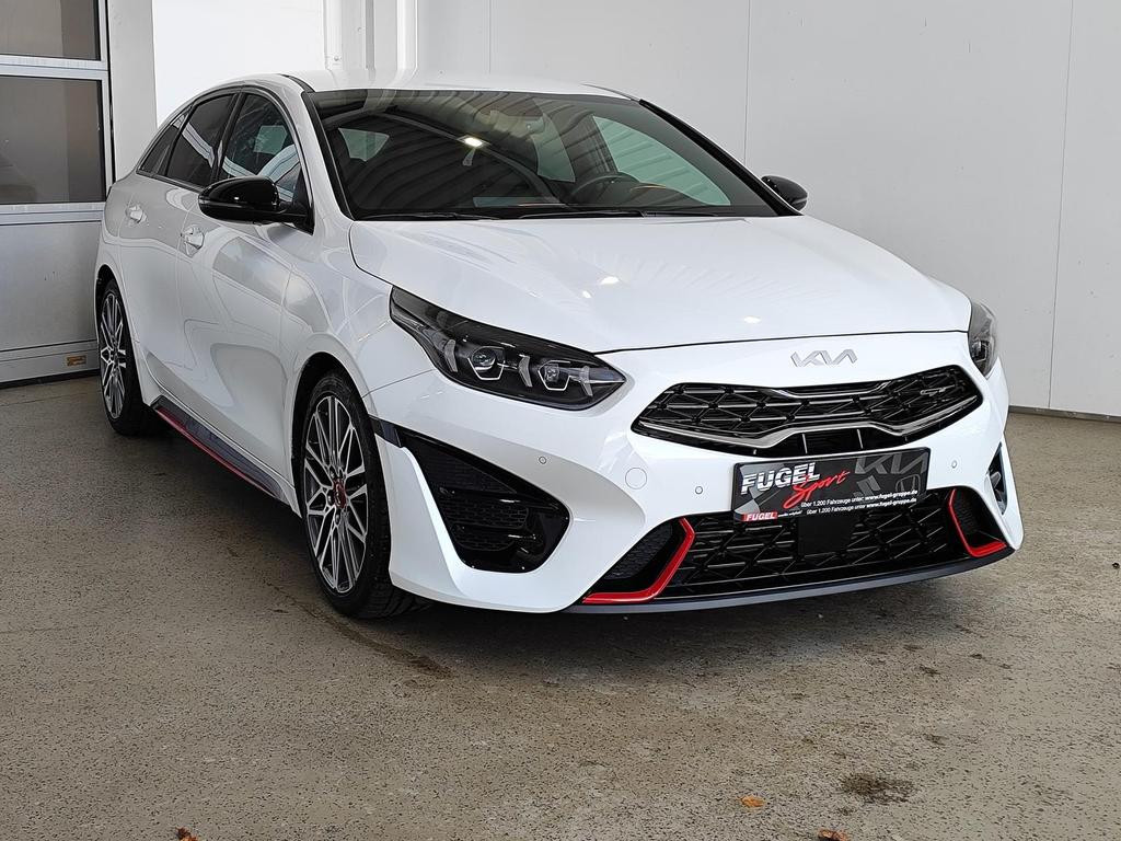 Kia ProCeed