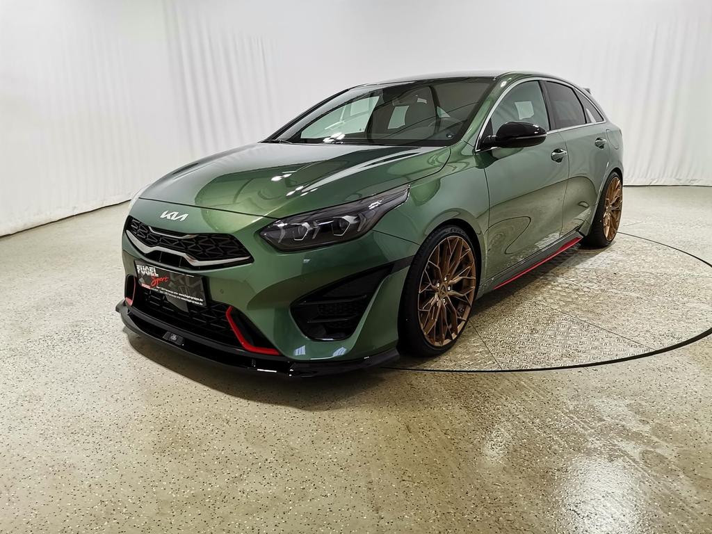 Kia ProCeed