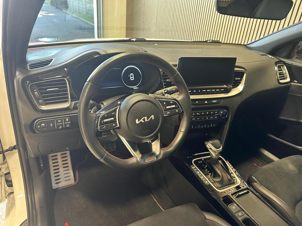 Kia ProCeed