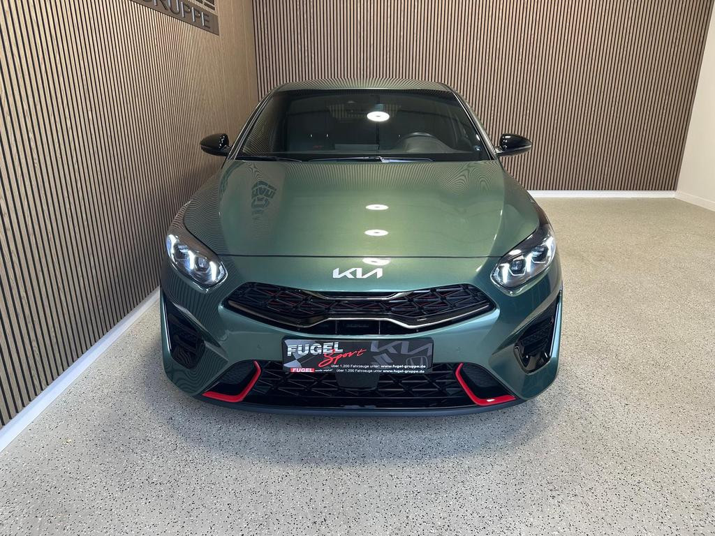 Kia ProCeed