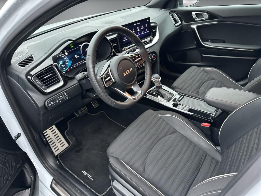 Kia ProCeed
