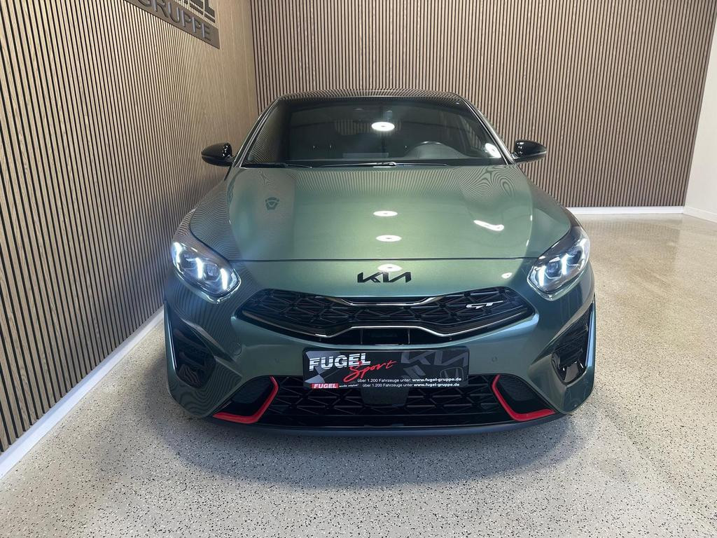 Kia ProCeed