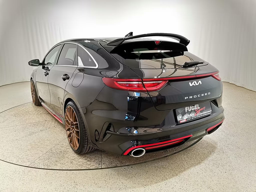 Kia ProCeed