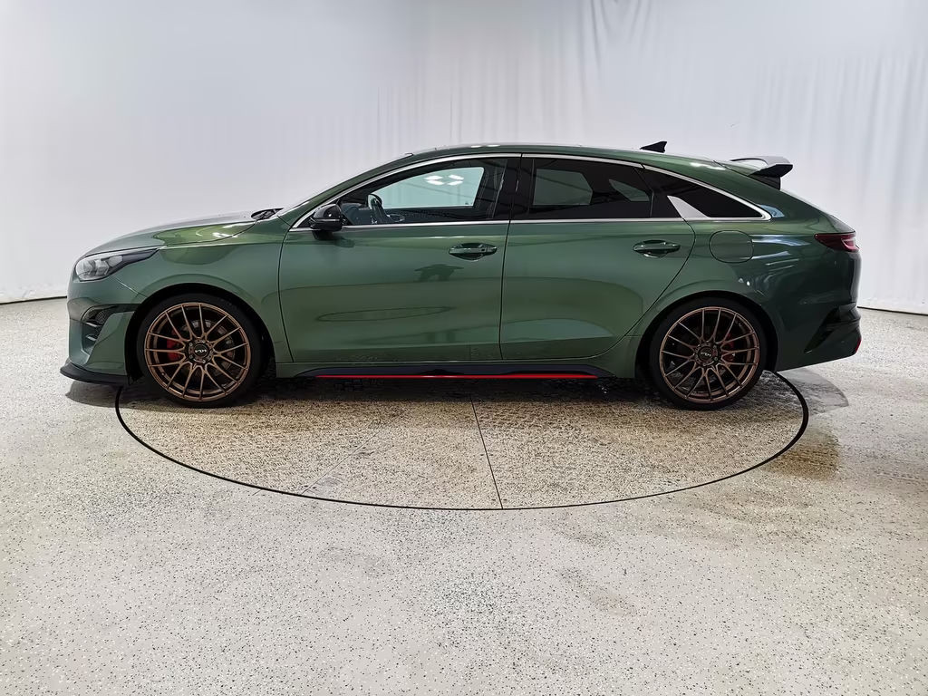 Kia ProCeed