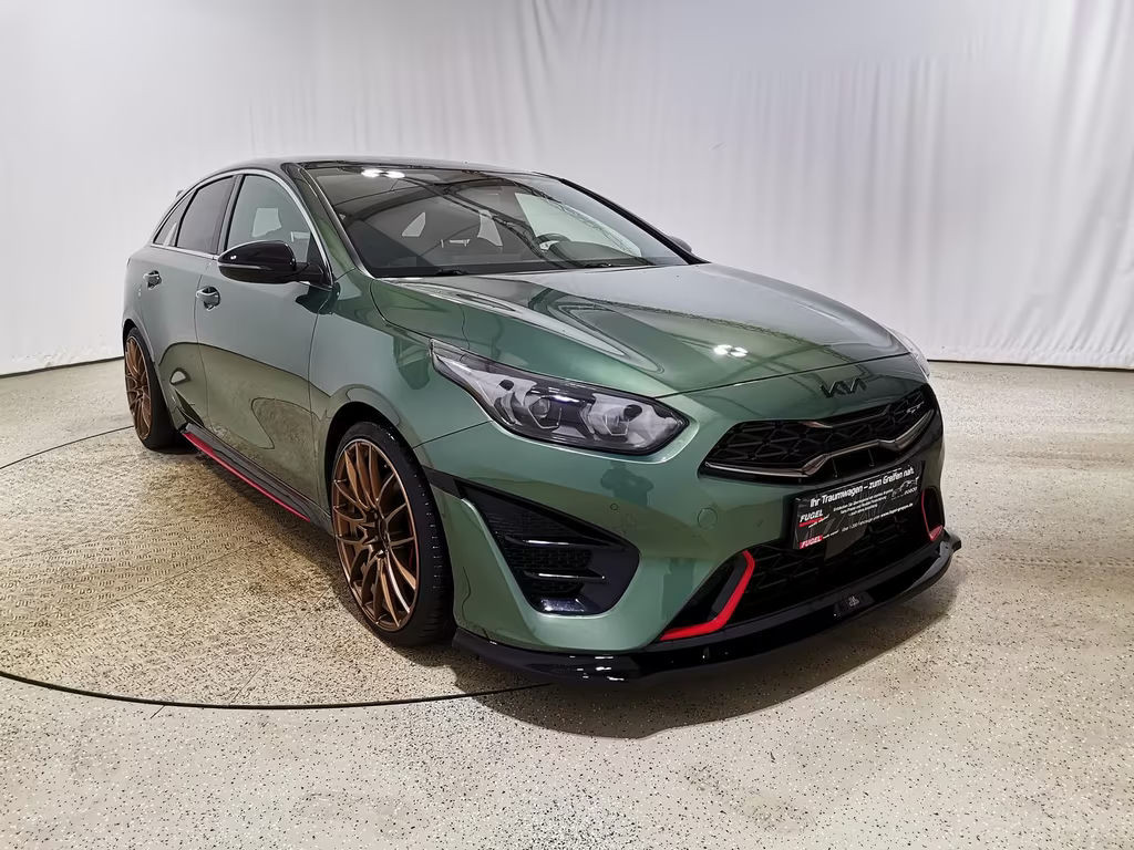 Kia ProCeed