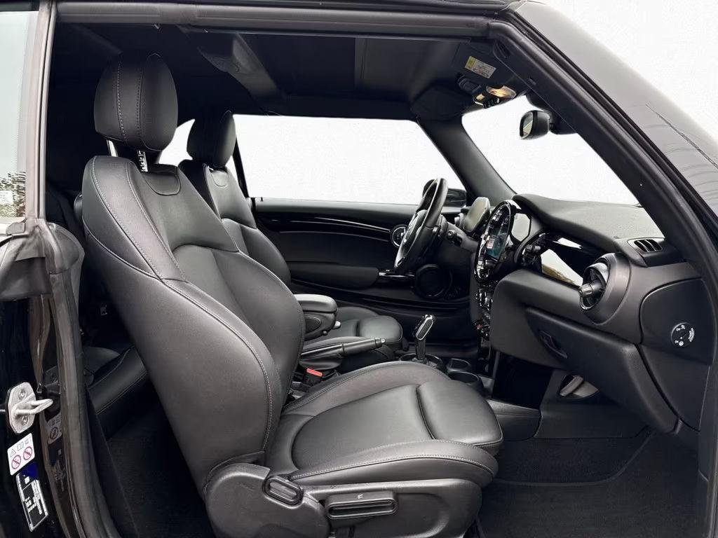 Mini John Cooper Works Cabrio