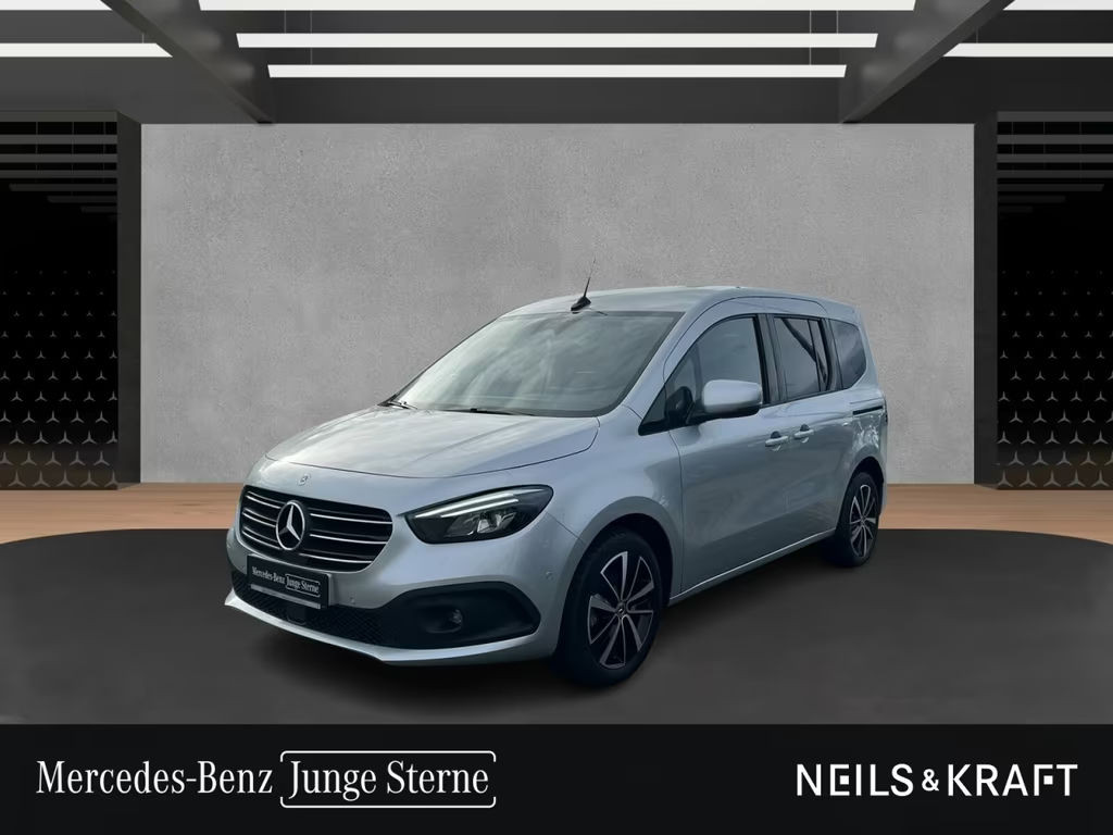 Mercedes-Benz T 180 2022 Diesel