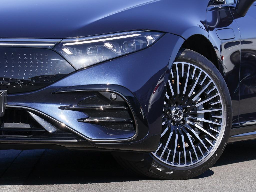 Mercedes-Benz EQS