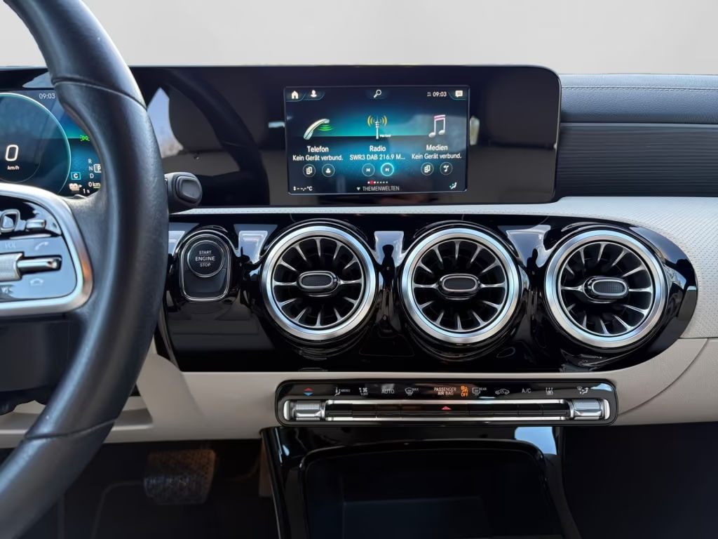 Mercedes-Benz CLA-Klasse