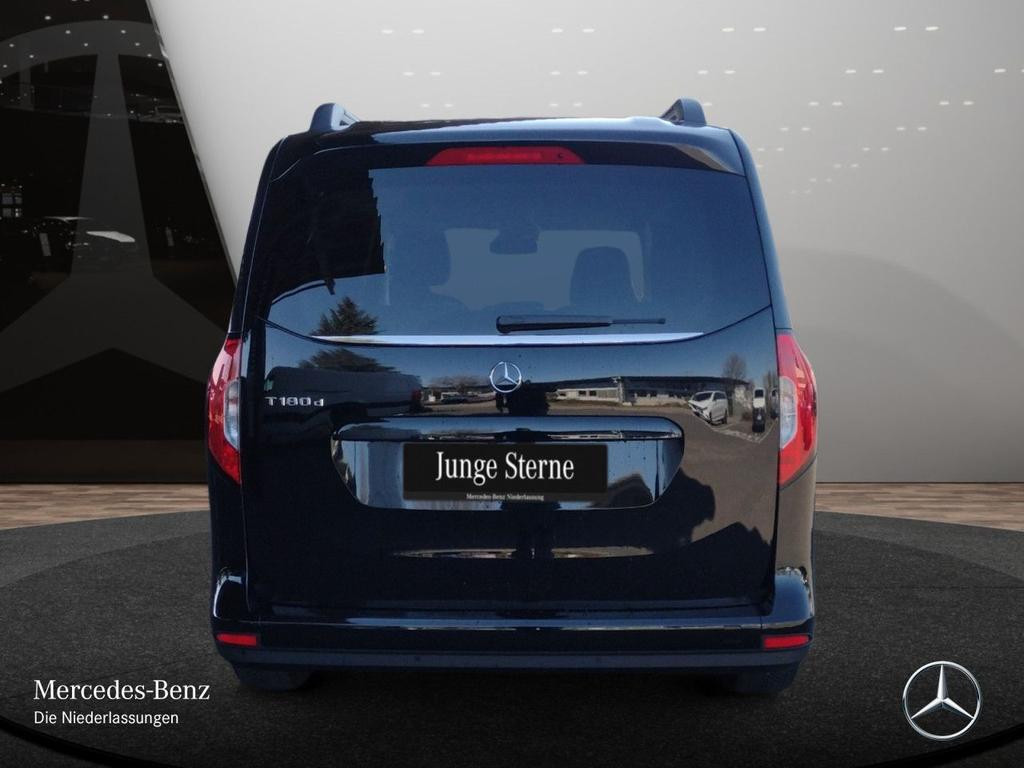 Mercedes-Benz T 180