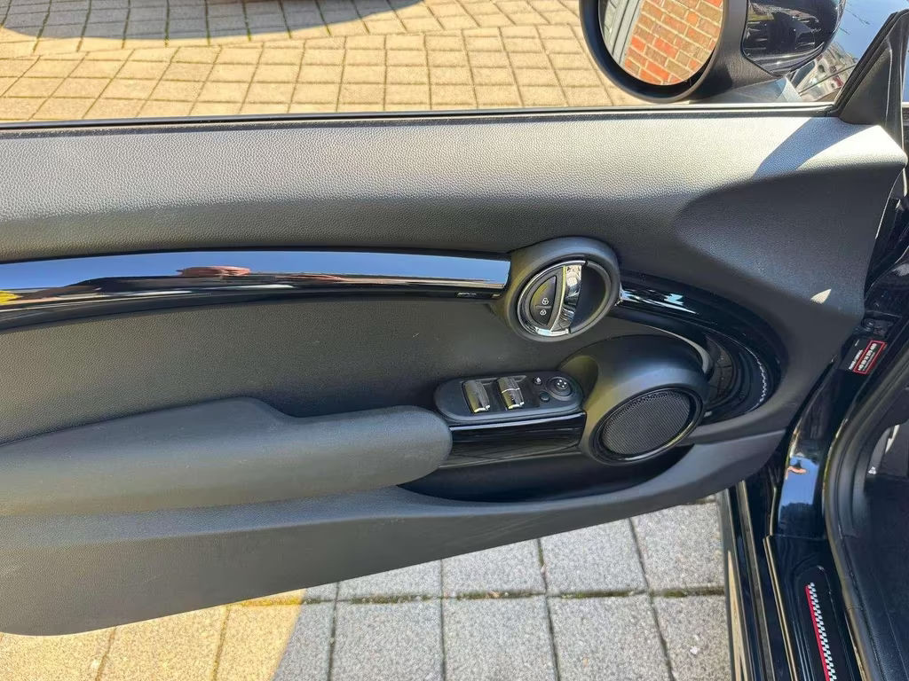 Mini John Cooper Works Cabrio