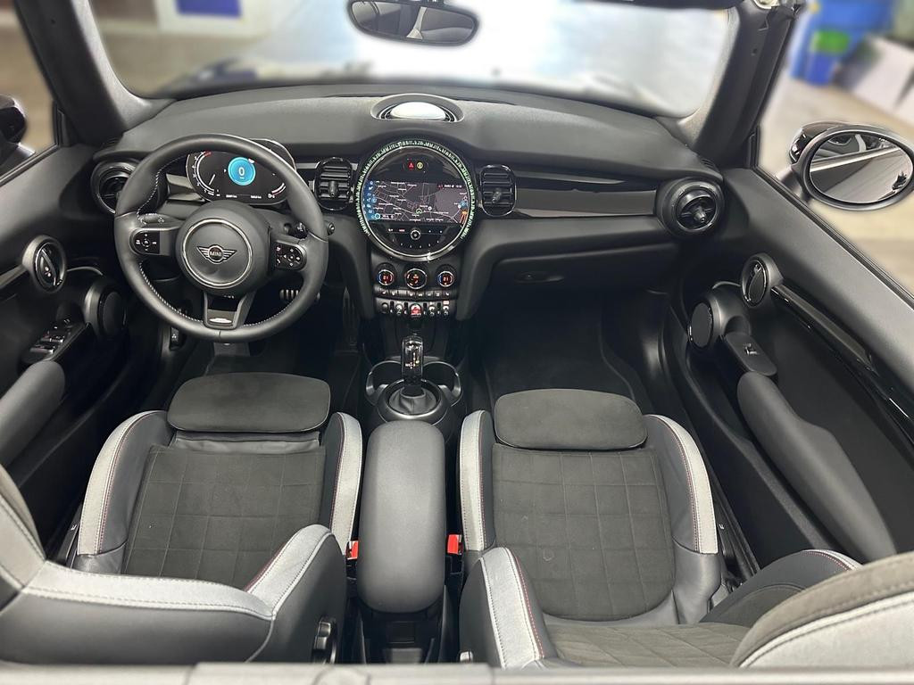 Mini John Cooper Works Cabrio