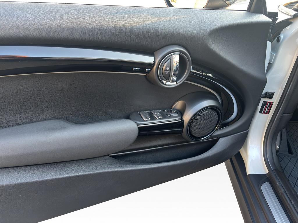 Mini Cooper Cabrio