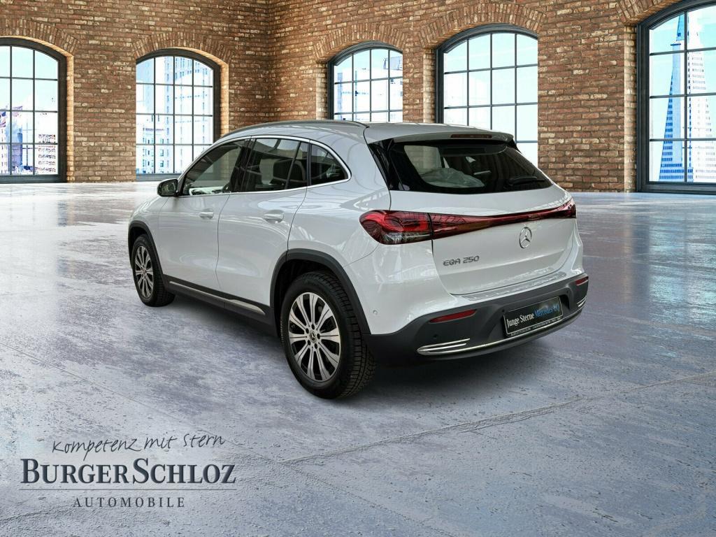 Mercedes-Benz EQA