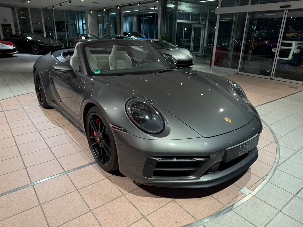 Porsche 911 2023 Benzine