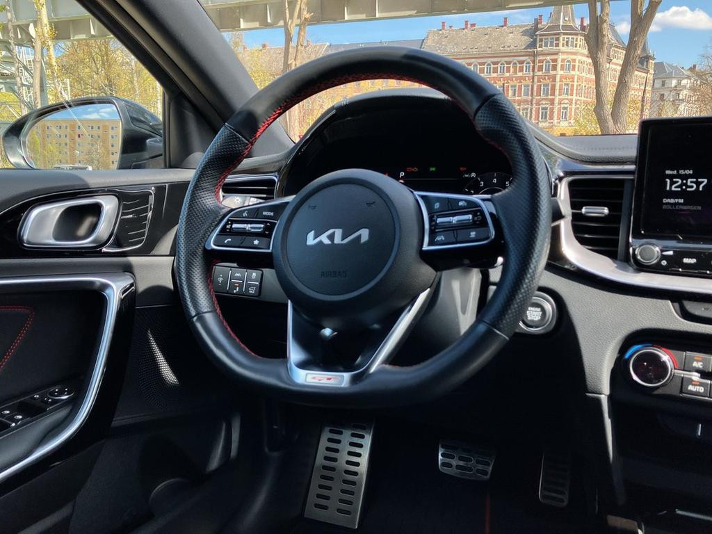 Kia ProCeed