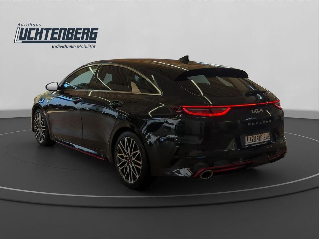 Kia ProCeed