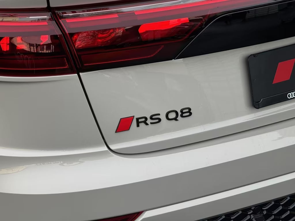 Audi RS Q8