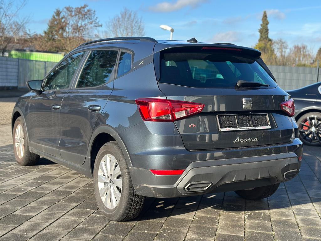 Seat Arona