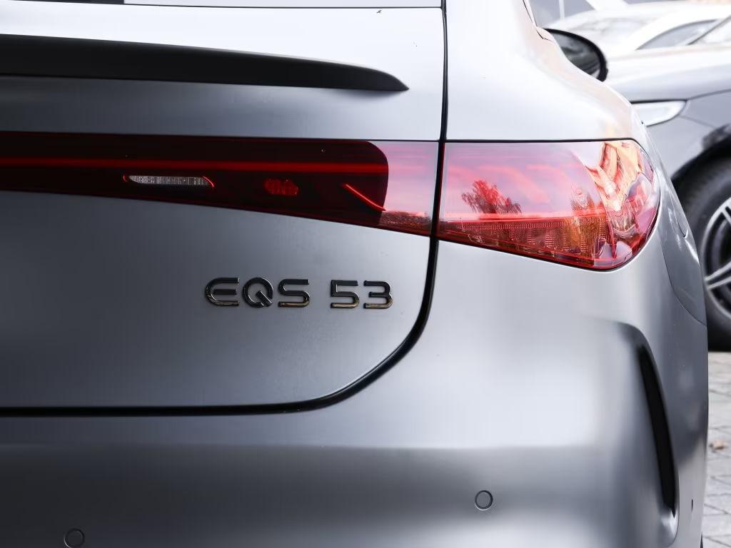Mercedes-Benz EQS