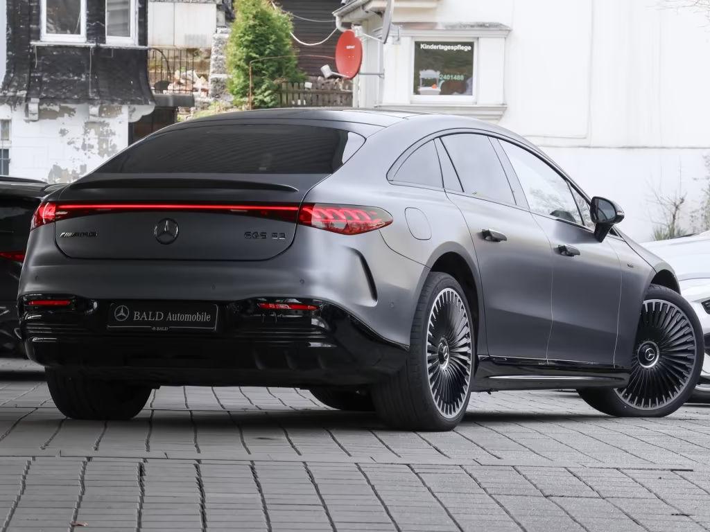 Mercedes-Benz EQS