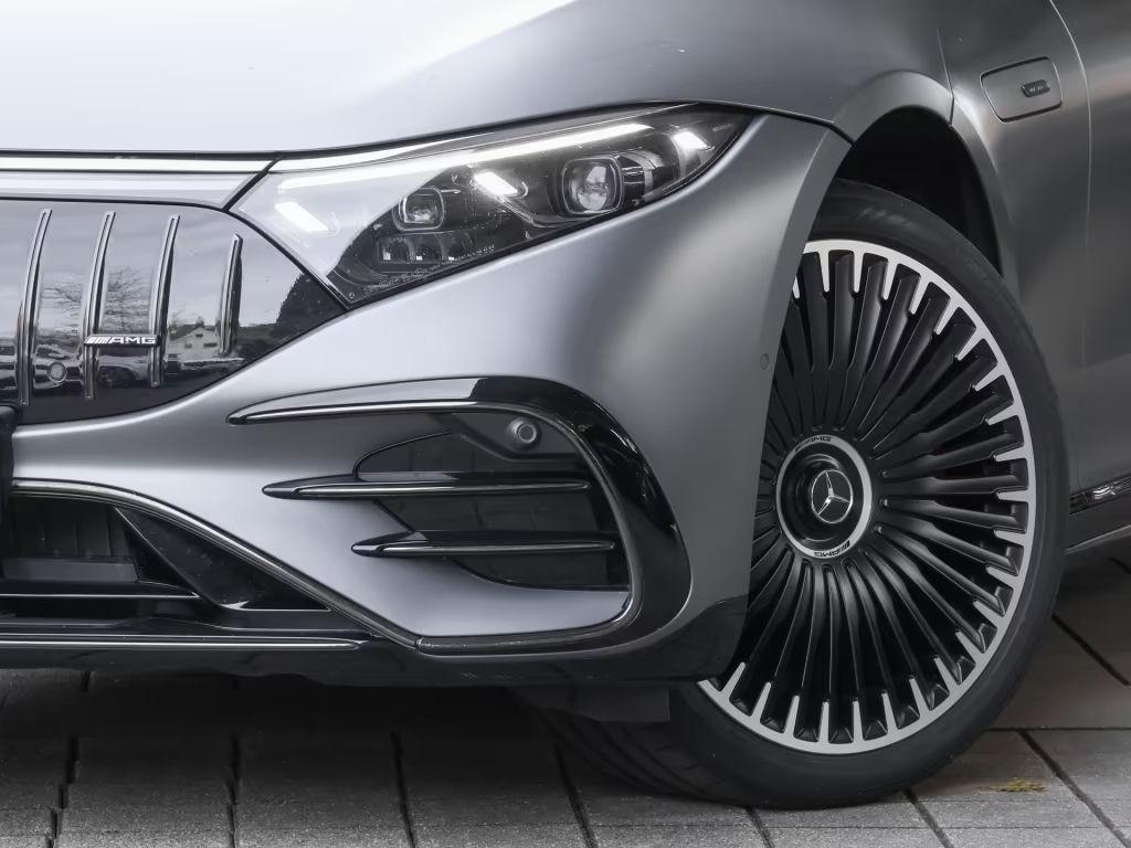 Mercedes-Benz EQS