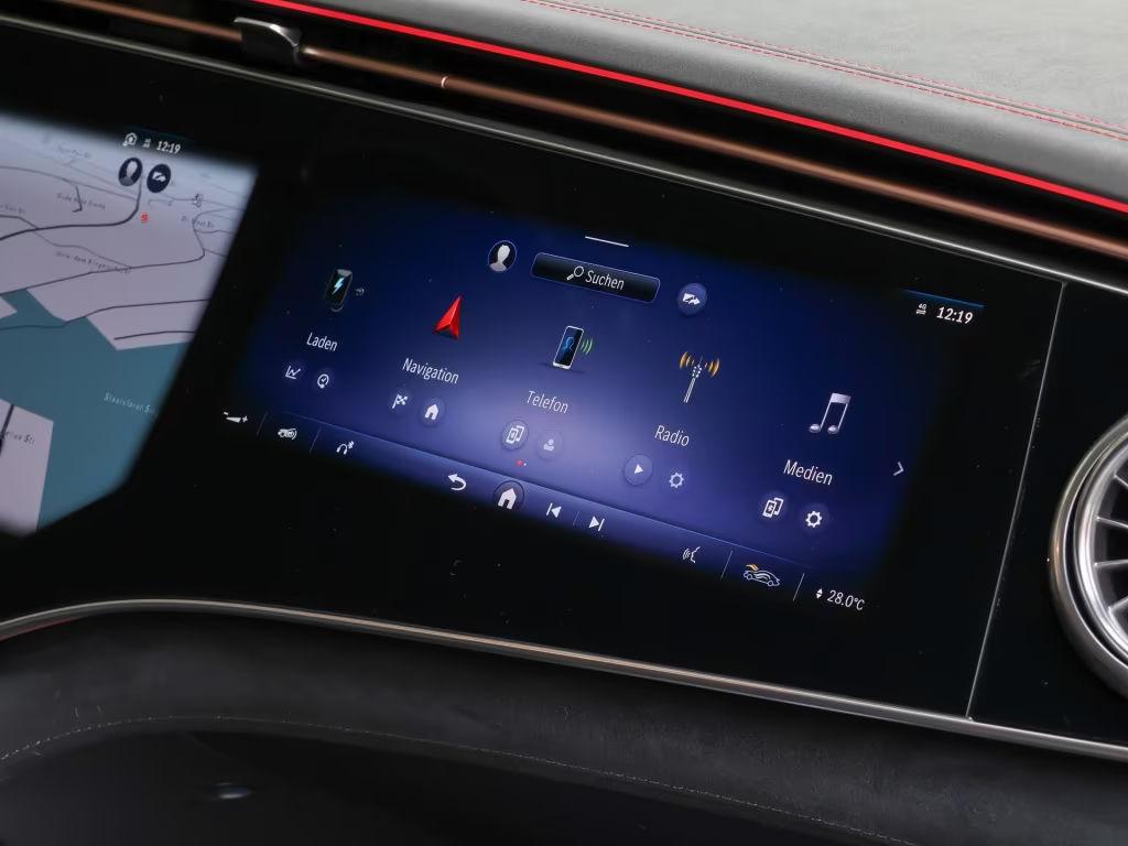 Mercedes-Benz EQS