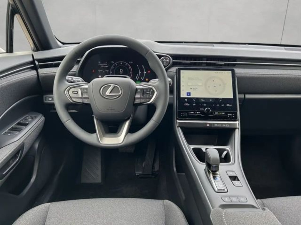Lexus LBX