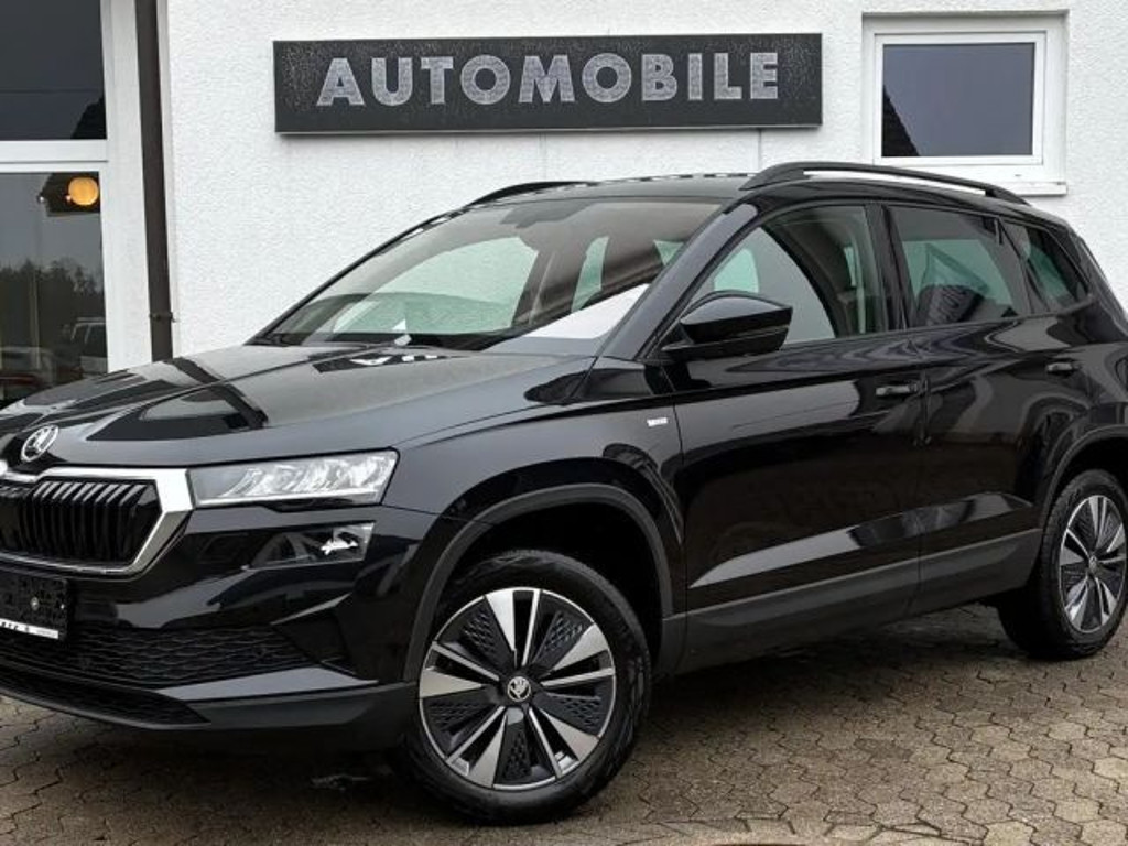 Skoda Karoq 2023 Benzine