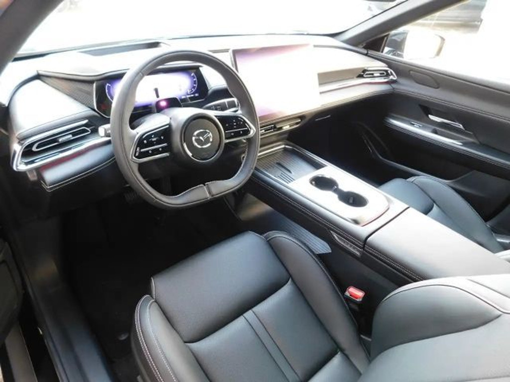 Mazda 6e