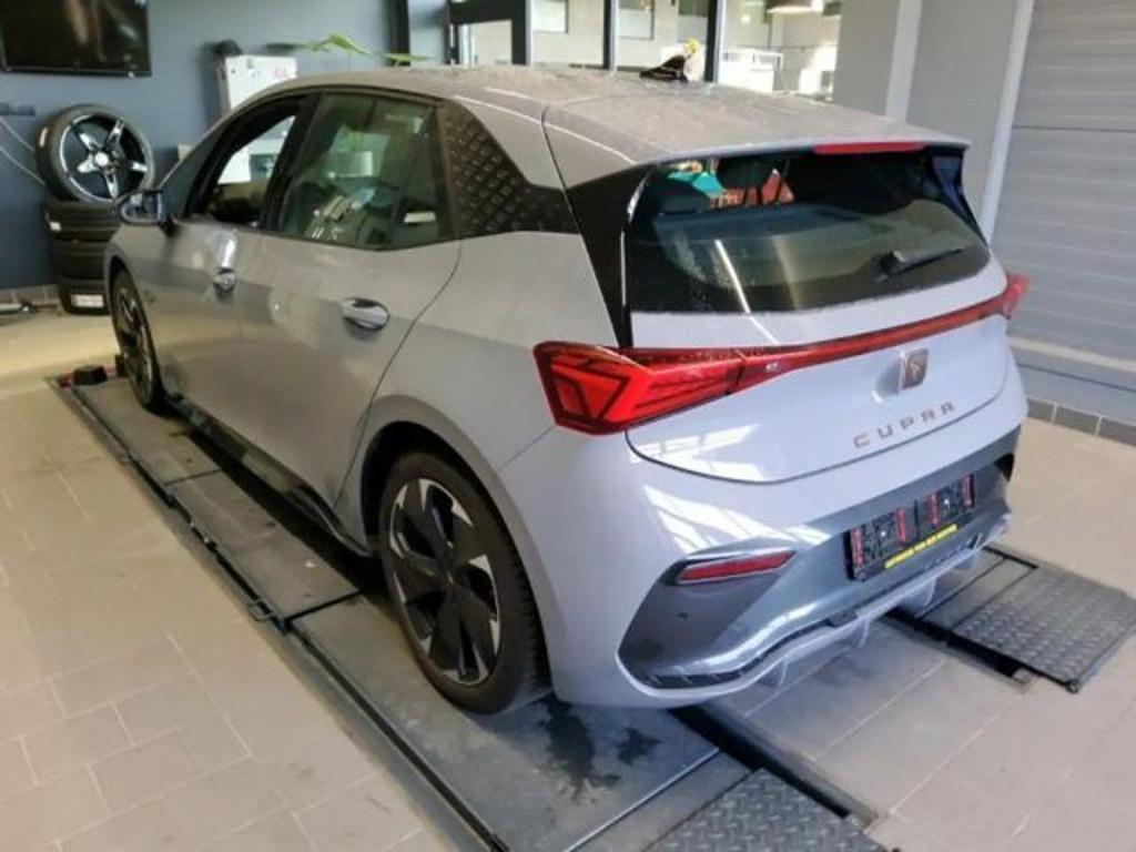 Cupra Born