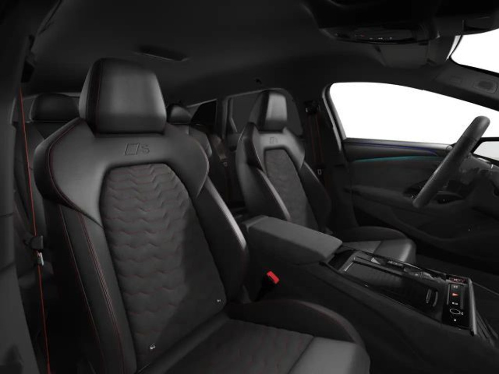 Audi S6 e-tron